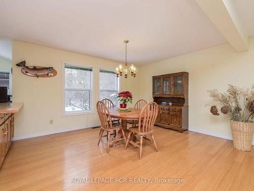 919 Guelph Rd, Centre Wellington, ON - Indoor Photo Showing Kitchen With Double Sink