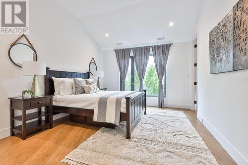 108 Stratford Crescent, Toronto, ON - Indoor Photo Showing Bedroom