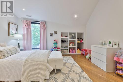 108 Stratford Crescent, Toronto, ON - Indoor Photo Showing Bedroom