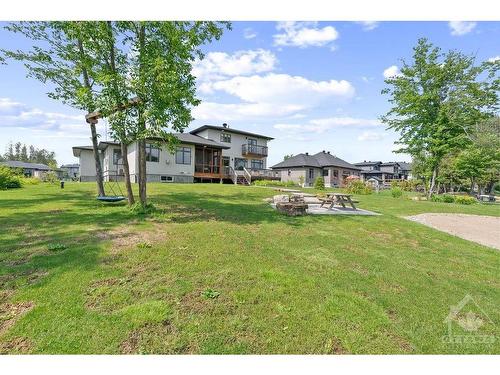 1818 Cedarlakes Way, Greely, ON 