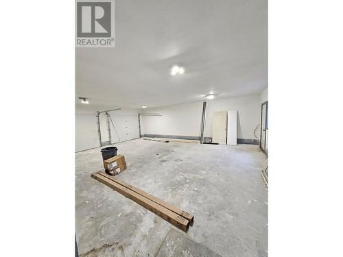 219 Cottonwood Crescent, Tumbler Ridge, BC - Indoor Photo Showing Bathroom