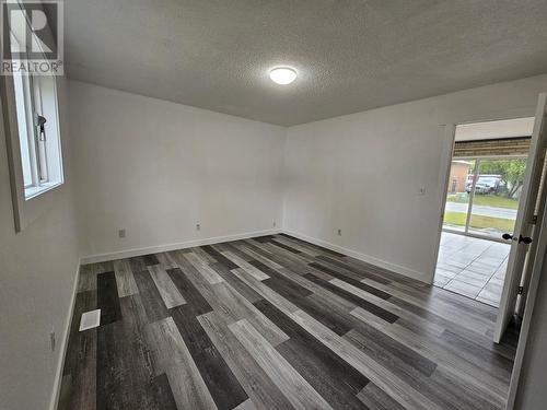 219 Cottonwood Crescent, Tumbler Ridge, BC - Indoor Photo Showing Other Room