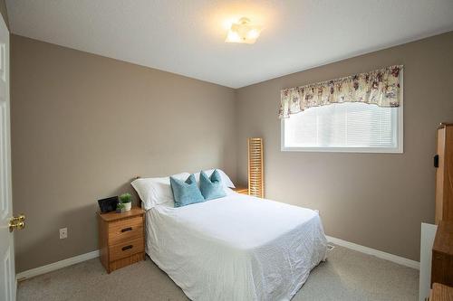 50 Phillipo Drive, Hamilton, ON - Indoor Photo Showing Bedroom