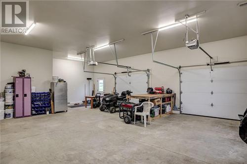 1256 Northern Central Road, Hagar, ON - Indoor Photo Showing Garage