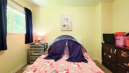 24 5352 Vedder Road, Chilliwack, BC - Indoor Photo Showing Bedroom