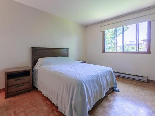 Chambre Ã Â coucher - 8455 Av. San-Francisco, Brossard, QC - Indoor Photo Showing Bedroom