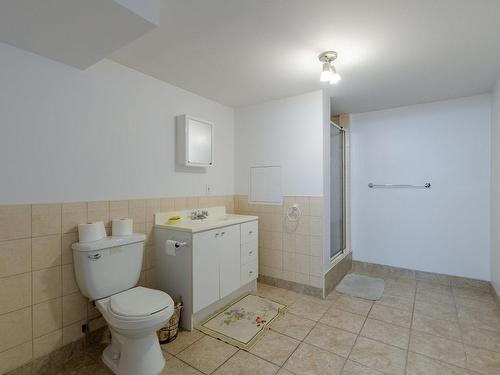 Bathroom - 8455 Av. San-Francisco, Brossard, QC - Indoor Photo Showing Bathroom