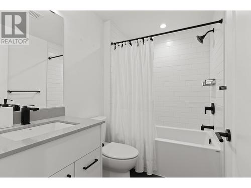 660 Cawston Avenue N Unit# 407, Kelowna, BC - Indoor Photo Showing Bathroom