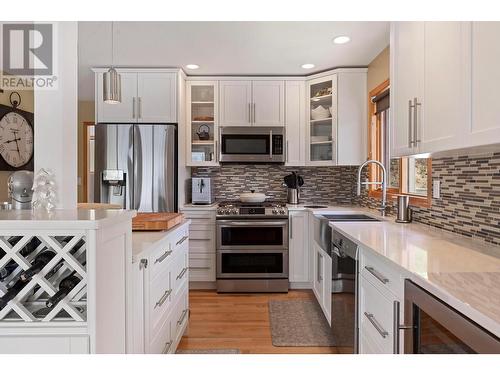 13757 Lakepine Road, Lake Country, BC - Indoor Photo Showing Kitchen With Stainless Steel Kitchen With Double Sink With Upgraded Kitchen