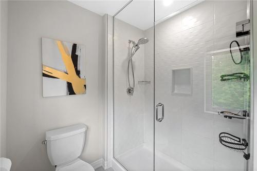133 Blackbird Way, Hamilton, ON - Indoor Photo Showing Bathroom