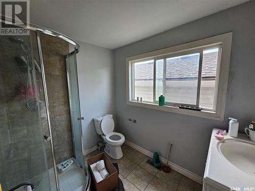 313 G Avenue S, Saskatoon, SK - Indoor Photo Showing Bathroom