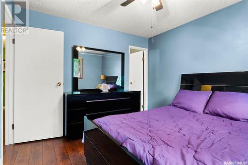 1054 Graham Road, Regina, SK - Indoor Photo Showing Bedroom