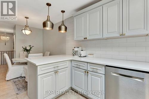 308 Lexington Road, Waterloo, ON - Indoor Photo Showing Kitchen