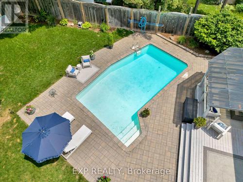 308 Lexington Road, Waterloo, ON - Outdoor With In Ground Pool