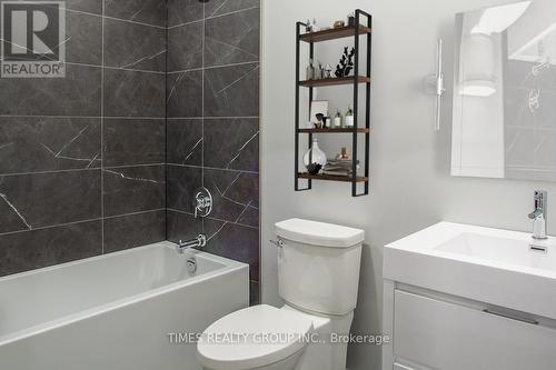 Th103 - 195 Hunter Street E, Peterborough, ON - Indoor Photo Showing Bathroom