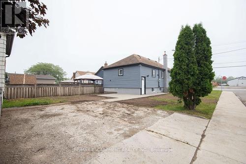 771 Rennie Street, Hamilton, ON - Outdoor