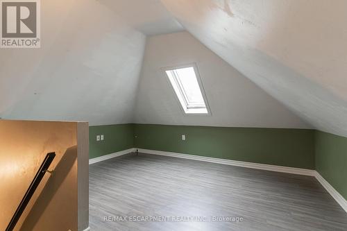 200 Tragina Avenue N, Hamilton, ON - Indoor Photo Showing Other Room