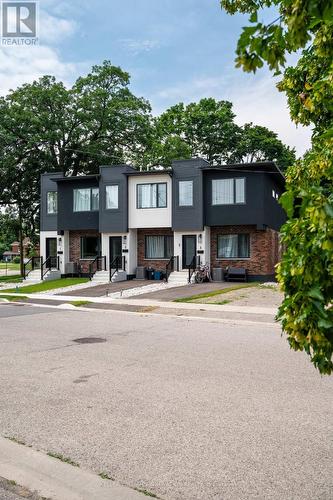 163 Grand River Avenue, Brantford, ON - Outdoor With Facade