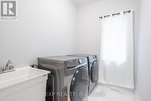 9469 Tallgrass Avenue, Niagara Falls, ON - Indoor Photo Showing Laundry Room