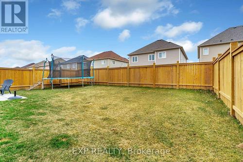 9469 Tallgrass Avenue, Niagara Falls, ON - Outdoor With Backyard