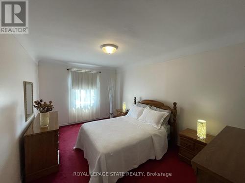 515 Mary Street, Hamilton, ON - Indoor Photo Showing Bedroom