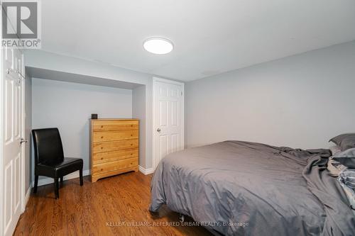 14 Ellingwood Avenue, Hamilton, ON - Indoor Photo Showing Bedroom
