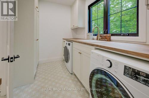 5645 First Line, Erin, ON - Indoor Photo Showing Laundry Room