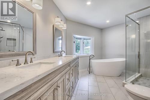 443 Sunnidale Road, Barrie (West Bayfield), ON - Indoor Photo Showing Bathroom