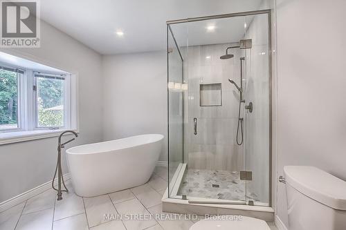 443 Sunnidale Road, Barrie (West Bayfield), ON - Indoor Photo Showing Bathroom