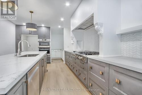 443 Sunnidale Road, Barrie, ON - Indoor Photo Showing Kitchen With Upgraded Kitchen