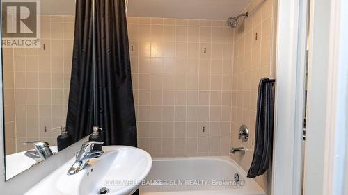 791 Candlestick Circle, Mississauga, ON - Indoor Photo Showing Bathroom