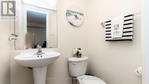 791 Candlestick Circle, Mississauga, ON - Indoor Photo Showing Bathroom