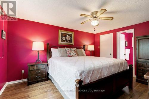 280 Mississaga Street, Oakville, ON - Indoor Photo Showing Bedroom