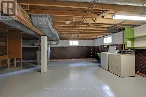 2351 First Street, Burlington, ON - Indoor Photo Showing Laundry Room