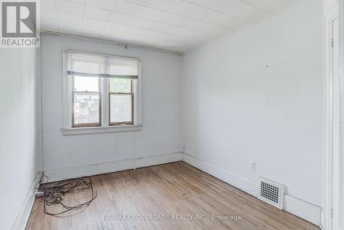 216 Livingstone Avenue, Toronto, ON - Indoor Photo Showing Other Room