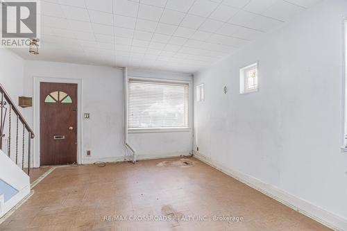 216 Livingstone Avenue, Toronto, ON - Indoor Photo Showing Other Room