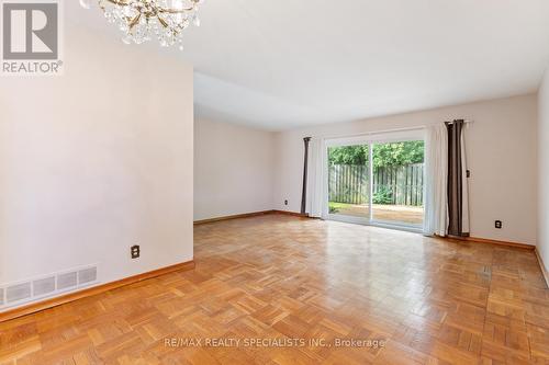 1634 Winterhaven Road, Mississauga, ON - Indoor Photo Showing Other Room