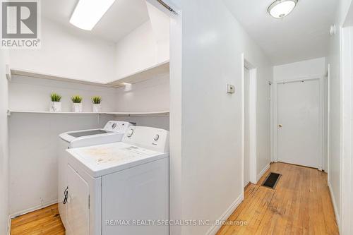 7333 Darcel Avenue, Mississauga, ON - Indoor Photo Showing Laundry Room