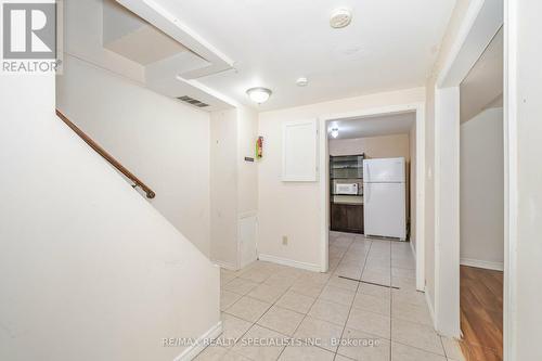 7333 Darcel Avenue, Mississauga, ON - Indoor Photo Showing Other Room