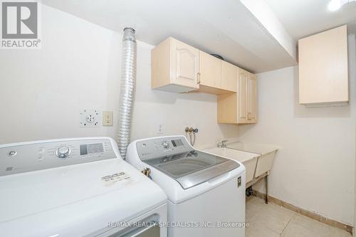 7333 Darcel Avenue, Mississauga, ON - Indoor Photo Showing Laundry Room