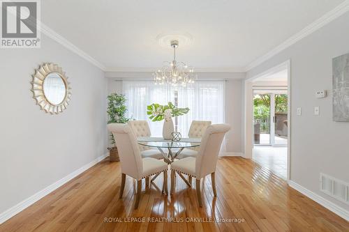 5315 Russell View Road, Mississauga, ON - Indoor Photo Showing Dining Room