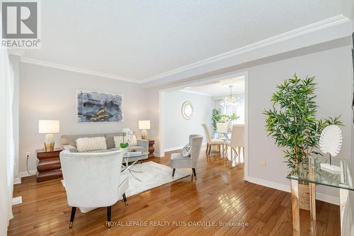 5315 Russell View Road, Mississauga, ON - Indoor