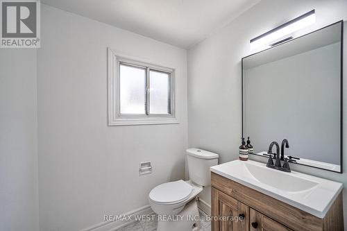 13 Skegby Road N, Brampton, ON - Indoor Photo Showing Bathroom