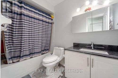 53 Pressed Brick Drive, Brampton, ON - Indoor Photo Showing Bathroom