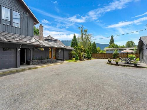 72 Park Rd, Lake Cowichan, BC 