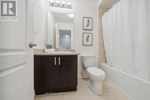 1400 Coral Springs Path, Oshawa, ON - Indoor Photo Showing Bathroom