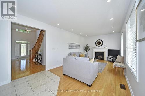 41 Reflection Road, Markham (Cathedraltown), ON - Indoor Photo Showing Living Room With Fireplace