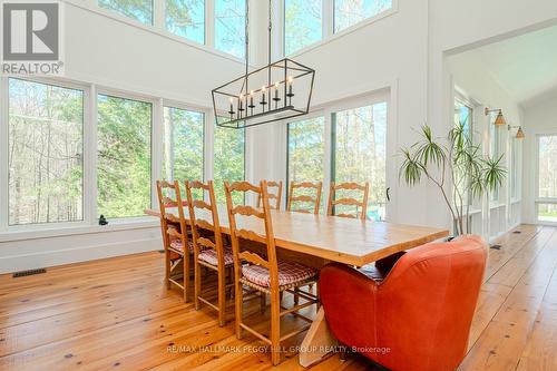 2072 Wilkinson Street, Innisfil, ON - Indoor Photo Showing Dining Room