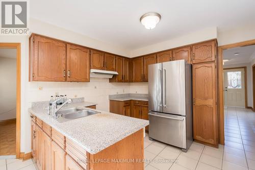 150 Beechnut Road, Vaughan (West Woodbridge), ON - Indoor Photo Showing Kitchen With Double Sink