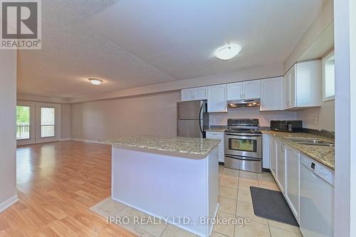 219 - 60 Mulligan Lane, Wasaga Beach, ON - Indoor Photo Showing Kitchen With Double Sink